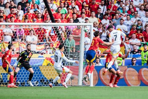 UEFA EURO 2024 Spain Germany 05 07 2024 Header chance Kai Havertz Germany, 7 , Robin Le Normand Spain, 3 , Jamal Musiala Germany, 10 , Unai Simon Spain, 23 , UEFA EURO 2024 Spain Germany Stuttgart Arena, Stuttgart on 05 07 2024 Copyright: xBEAUTIFULxSPORTS Wunderlx