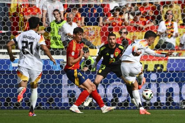 05 07 2024, xpsx, Football EM 2024 1 4 Final, Germany Spain emspor, v l Kai Havertz Germany, 7 shoots the ball on goal, shot on goal, shot DFL DFB REGULATIONS PROHIBIT ANY USE OF PHOTOGRAPHS as IMAGE SEQUENCES and or QUASI VIDEO Stuttgart