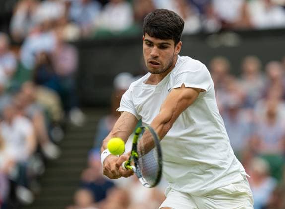 Tennis - Wimbledon Championship 2024 - Day 5 LONDON, ENGLAND - Friday, July 5, 2024: Carlos Alcaraz (ESP) during the Gentlemen s Singles 3rd Round match on Day Five of The Championships Wimbledon 2024 at the All England Lawn Tennis and Croquet Club. (Photo by Kirsten Holst Propaganda) LONDON All England Lawn Tennis and Croq GREATER LONDON ENGLAND  Copyright: xKirstenxHolstx 2024-07-05-020-Wimbledon_Day_5