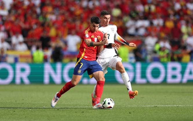 05 07 2024, European Football Championship, UEFA EURO 2024, Spain Germany, quarter-final, Stuttgart Arena, v l , Alvaro Borja Morata Martin Spain , Kai Havertz Germany Copyright: HMBxMedia