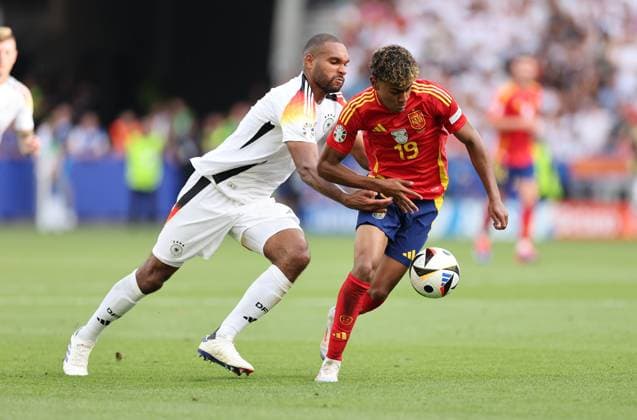 05 07 2024, European Football Championship, UEFA EURO 2024, Spain Germany, quarter-final, Stuttgart Arena, f l , Jonathan Tah Germany , Lamine Yamal Nasraoui Ebana Spain Copyright: HMBxMedia