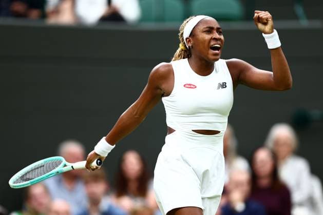 Coco Gauff celebrates during her third round match Wimbledon Tennis Championships, Day 5, The All England Lawn Tennis and Croquet Club, London, UK - 05 Jul 2024  Copyright: xJamesxMarsh Shutterstockx 14571051dq
