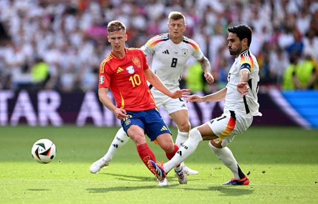 Football Euro 2024 quarter final 05 07 2024 Spain Germany Dani Olmo left, Spain vs Ilkay Guendogan right, Germany