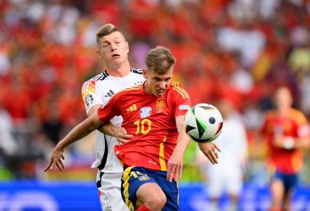 v l Toni KROOS GER , Dani OLMO ESP action, duel, quarter-final, match M45, Spain ESP Germany GER , on 05 07 2024 in Stuttgart Germany European Football Championship 2024 from 14 06 14 07 2024 in Germany Â
