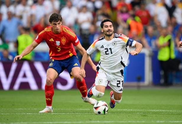 v l Robin LE NORMAND ESP , lkay GUENDOGAN Gündogan GER action, duel, quarter-final, match M45, Spain ESP Germany GER , on 05 07 2024 in Stuttgart Germany European Football Championship 2024 from 14 06 14 07 2024 in Germany Â