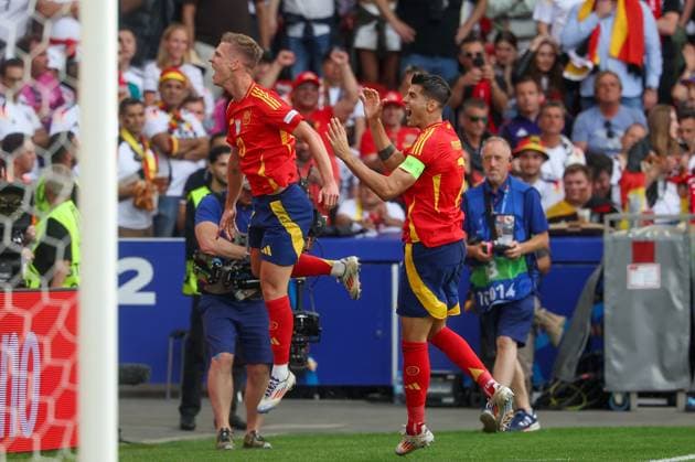 Goal celebration by Dani Olmo 10 Spain to 1 0, Spain vs Germany, Football, UEFA Euro 2024, Quarterfinals, 05 07 2024 Stuttgart Baden Wuerttemberg Germany Copyright: xkolbert-press ChristianxKolbertx
