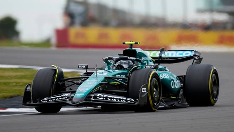F1 Grand Prix of Great Britain - Practice Fernando Alonso of Spain driving the (14) Aston Martin Aramco F1 Team AMR24 Mercedes on track during practice ahead of the F1 Grand Prix of Great Britain at Silverstone Circuit on July 5, 2024, in Northampton, England. Northampton Silverstone Circuit Northampton England RL_GPF1GB24_00519 Copyright: xRicardoxLarreinax