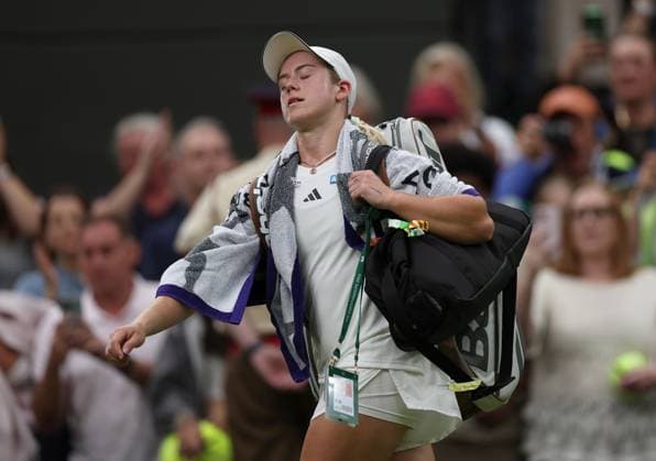 Sonny Kartal leaves court following her loss Wimbledon Tennis Championships, Day 5, The All England Lawn Tennis and Croquet Club, London, UK - 05 Jul 2024  Copyright: xEllaxLing Shutterstockx 14571053ca