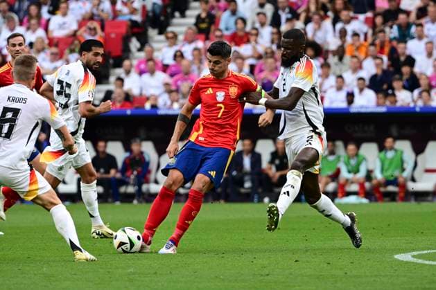 Alvaro Morata 7 Spain in duel, action, with Antonio Rüdiger 2 Germany , Spain vs Germany, Football, UEFA Euro 2024, Quarterfinals, 05 07 2024 Stuttgart Baden Würtemberg Germany Copyright: xkolbert-press MarcxNiemeyerx