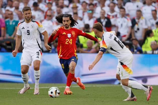 Spain v Germany: Quarter-Final - UEFA EURO, EM, Europameisterschaft,Fussball 2024 Niclas Fullkrug of Germany and Marc Cucurella of Spain challenge during the UEFA EURO 2024 quarter-final match between Spain and Germany at Stuttgart Arena on July 5, 2024 in Stuttgart, Germany. Stuttgart Stuttgart Arena Germany Germany Copyright: xRichardxSellers Sportsphoto APLx 14044171