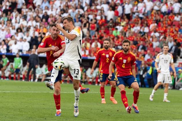 from left in duel Aymeric Laporte Spain, 14 , Thomas Mueller Germany 13 GER, Spain ESP vs Germany GER , European Football Championship, UEFA EURO 2024, quarter-finals, 05 07 24, GER, Spain ESP vs Germany GER , European Football Championship, UEFA EURO 2024, quarter-finals, 05 07 24 Stuttgart Copyright: xEibner-Pressefoto WolfgangxFrankx EP_WFK