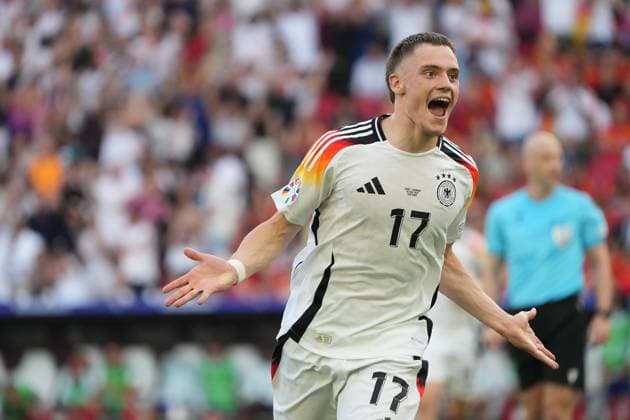 celebrate the goal, goal celebration for 1 1 Florian Wirtz Germany Germany, 17 Stuttgart 05 07 2024 Germany vs Spain, EURO2024, Quarterfinals, M45, EM Arena Stuttgart