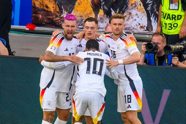 GER, UEFA Euro 2024, quarter-final, Spain ESP vs Germany GER 05 07 2024, MHP Arena, Stuttgart, GER, UEFA Euro 2024, quarter-final, Spain ESP vs Germany GER , pictured celebrating after the goal for 1 1 by Florian Wirtz Germany 17 with Jamal Musiala Germany 10 Maximilian Mittelstädt Mittelstaedt Germany 18 Robert Andrich Germany 23 nordphotoxGmbHx xStraubmeier nph00004