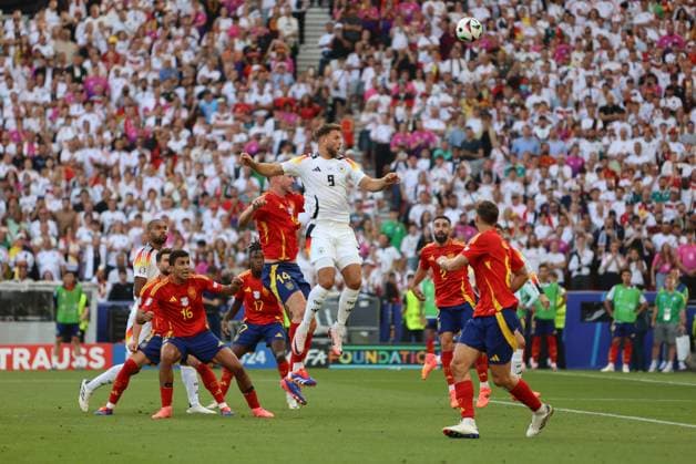 05 07 2024, Football, Men, UEFA European Championship 2024, Quarter Final, Quarter Final, Spain Germany, Niclas Fuellkrug Germany , Rodri Spain , Nico Williams Spain , Daniel Carvajal Spain Stuttgart MHP Arena Baden Württemberg Germany EN Copyright: xSebastianxBachx