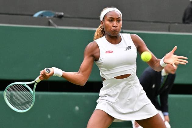 Coco Gauff of the United States of America Plays Sonay Kartal of Great Britian in the third round of the Wimbledon tennis ladies singles championships held at the All England Lawn Tennis & Croquet Club. Featuring: Coco Gauff Where: London, United Kingdom When: 05 Jul 2024 Credit: Ray Tang Cover Images **STRICTLY EDITORIAL USE ONLY** EDITORIAL USE ONLY. RESTRICTED TO NEWSPAPERS BASED IN THE UK Copyright: xx coverimg53924186