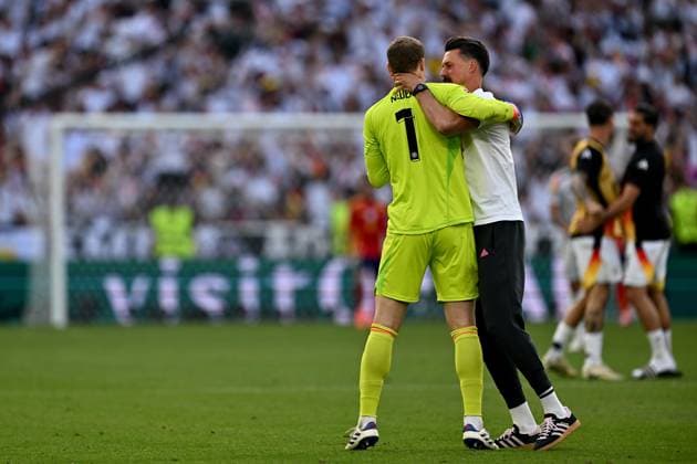 05 07 2024, xscotx, European Football Championship 2024 quarter-finals, Spain Germany, emspor, v l goal celebration after the goal celebrating the goal celebrate 1 1 by Florian Wirtz German national football team DFB Manuel Neuer German national football team DFB Co coach Sandro Wagner German national football team DFB Stuttgart