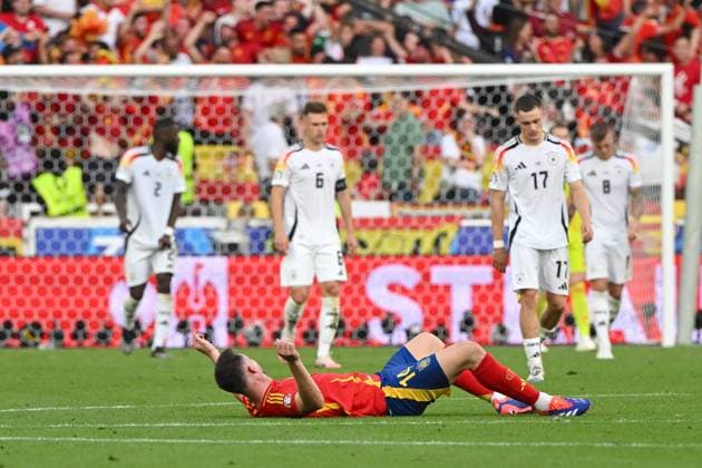 Soccer, Men, Season 2023 24, Euro EM 2024, Quarterfinals in Stuttgart, Spain Germany, Aymeric Laporte Spain , 05 07 2024, Copyright: xMatthiasxKochx