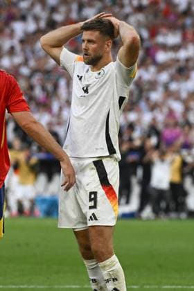 05 07 2024, xpsx, Football EM 2024 1 4 Final, Germany Spain emspor, v l Niclas Fuellkrug Füllkrug, Germany, 9 disappointed, disappointed, looks disappointed, disappointed DFL DFB REGULATIONS PROHIBIT ANY USE OF PHOTOGRAPHS as IMAGE SEQUENCES and or QUASI VIDEO Stuttgart