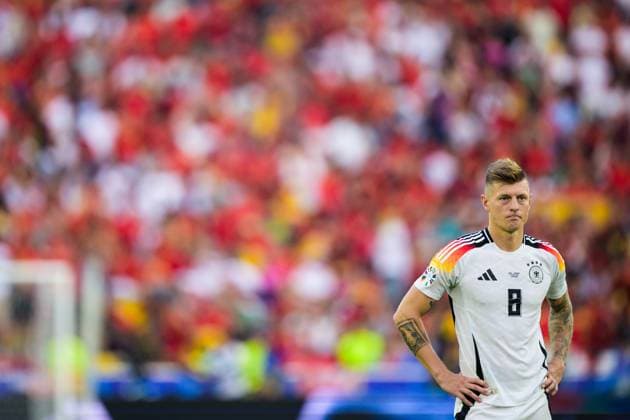 240705 Toni Kroos of Germany looks dejected after the UEFA Euro 2024 Football Championship quarterfinal between Spain and Germany on July 5, 2024 in Stuttgart Photo Mathias Bergeld BILDBYRAN code MB MB0942 fotboll football soccer fotballs em europamästerskap em uefa euro uefa european football championship euro 2024 kvartfinal quarterfinal quarterfinals spanien spain deutschland germany bbeng bbauto depp  Copyright: MATHIASxBERGELD BB240705MB090