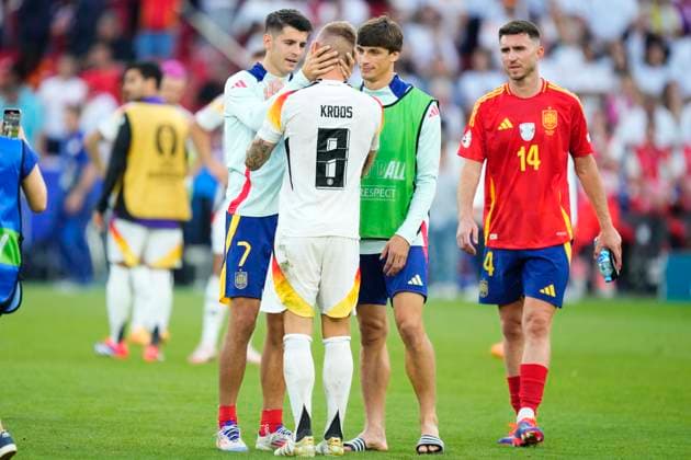 Spain v Germany: Quarter-Final - UEFA EURO, EM, Europameisterschaft,Fussball 2024 Toni Kroos central midfield of Germany and Real Madrid with spanish players after the UEFA EURO 2024 quarter-final match between Spain and Germany at Stuttgart Arena on July 5, 2024 in Stuttgart, Germany. Stuttgart Germany  Copyright: xJosexBretonx originalFilename:bretonhernandez-spainvge240705_np9Zh.jpg