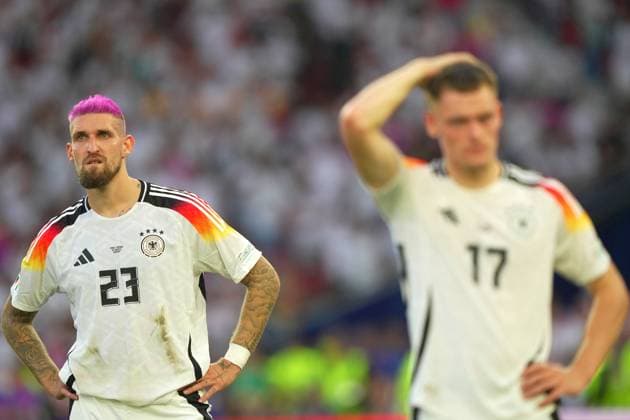 Germany s Robert Andrich , Germany s Florian Wirtz during the Euro 2024 soccer match between Spain and Germany at the Stuttgart Arena , Stuttgart , Germany - Friday 05 july 2024. - Soccer .  Copyright: xSpada LaPressex