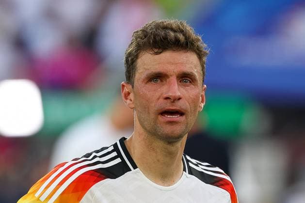 Sport Themen der Woche KW27 Sport Bilder des Tages enttaeuschung bei Thomas Mueller 13 (Deutschland) mit Traenen in den Augen ueber das Ausscheiden, Spanien vs. Deutschland, Fussball, UEFA EURO, EM, Europameisterschaft,Fussball 2024, Viertelfinale, 05.07.2024 Stuttgart Baden-Wuerttemberg Deutschland *** disappointment at Thomas Mueller 13 Germany with tears in his eyes over elimination, Spain vs Germany, football, UEFA Euro 2024, quarter-finals, 05 07 2024 Stuttgart Baden Wuerttemberg Germany Copyright: xkolbert-press ChristianxKolbertx