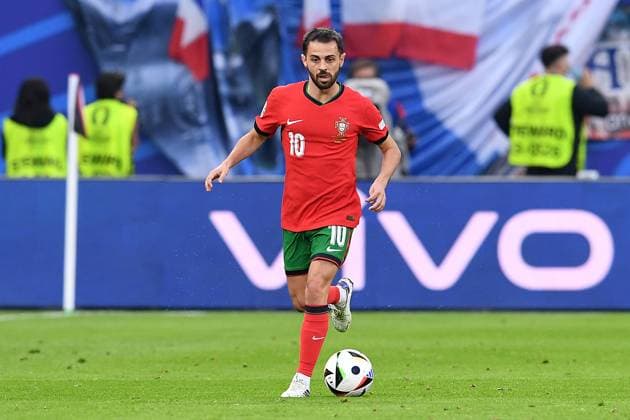 Soccer UEFA EURO 2024 Quarterfinal Portugal France on 05 07 2024 at Volksparkstadion Hamburg in Hamburg Bernardo Silva Portugal xRx