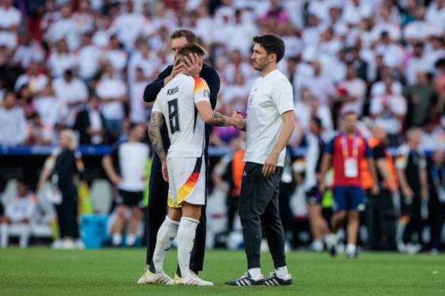 UEFA EURO 2024 Spain Germany 05 07 2024 Julian Nagelsmann coach, national coach Germany Toni Kroos Germany, 8 , Benjamin Glück co-coach Germany UEFA EURO 2024 Spain Germany Stuttgart Arena, Stuttgart on 05 07 2024 Copyright: xBEAUTIFULxSPORTS Wunderlx