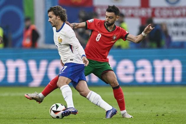 Db Amburgo (Germania) 05 07 2024 - Euro 2024 Portogallo-Francia foto Daniele Buffa Image nella foto: Antoine Griezmann-Bruno Fernandes 