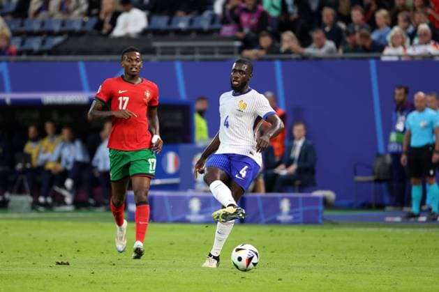 HAMBURG 05.07.2024 MECZ 1 4 FINALU CWIERCFINAL MISTRZOSTW EUROPY 2024: PORTUGALIA - FRANCJA --- QUARTERFINAL UEFA EURO, EM, Europameisterschaft,Fussball 2024 MATCH: PORTUGAL - FRANCE RAFAEL LEAO DAYOT UPAMECANO FOT. PIOTR KUCZA FOTOPYK NEWSPIX.PL --- Newspix.pl  240705PYK1001