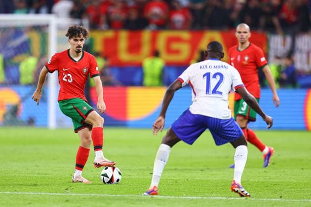 2024.07.05 Hamburg Pilka nozna Reprezentacja Mistrzostwa Europy EURO 2024 Niemcy Portugalia - Francja N z Vitinha Foto Pawel Andrachiewicz PressFocus 2024.07.05 Hamburg Football European Championships 2024 EURO 2024 Germany Portugal - France Vitinha Credit: Pawel Andrachiewicz PressFocus NEWSPIX.PL --- Newspix.pl  20240705_xPF_PA043