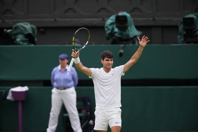 LONDON, ENGLAND - JULY 5: Carlos Alcaraz (ESP) celebrates during his Gentlemen s Singles Third Round match against Frances Tiafoe (USA) during day five of The Championships Wimbledon 2024 at All England Lawn Tennis and Croquet Club on July 5, 2024 in London, England  Copyright: xHiroshixSatox