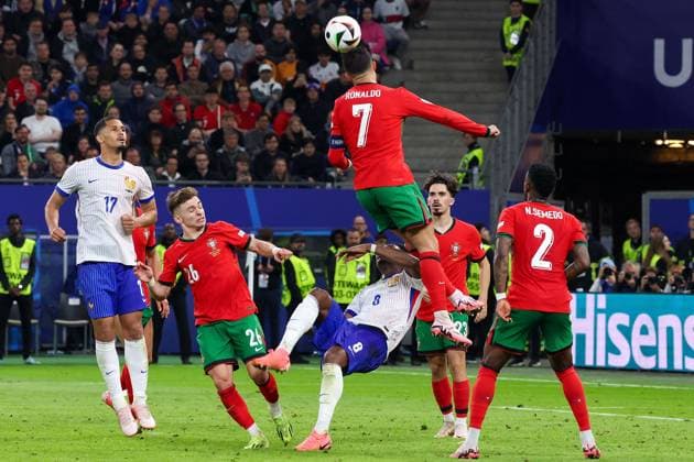 Volksparkstadion, Hamburg UEFA EURO 2024 Germany, Quarterfinal 5 July 2024 , Portugal France v l , Cristiano Ronaldo Portugal clears with his head in defense Copyright: JoaquimxFerreira
