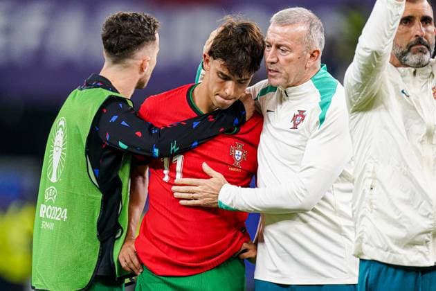 2024-07-05 Portugal v France - Quarter-Final - UEFA EURO, EM, Europameisterschaft,Fussball 2024 HAMBURG, GERMANY - JULY 5: Joao Felix of Portugal in tears after missing the deciding penalty that costs Portugal the game during the Quarter-Final - UEFA EURO 2024 match between Portugal and France at Volksparkstadion on July 5, 2024 in Hamburg, Germany. (Photo by Joris Verwijst BSR Agency) Hamburg Germany Content not available for redistribution in The Netherlands directly or indirectly through any third parties. Copyright: xBSRxAgencyx