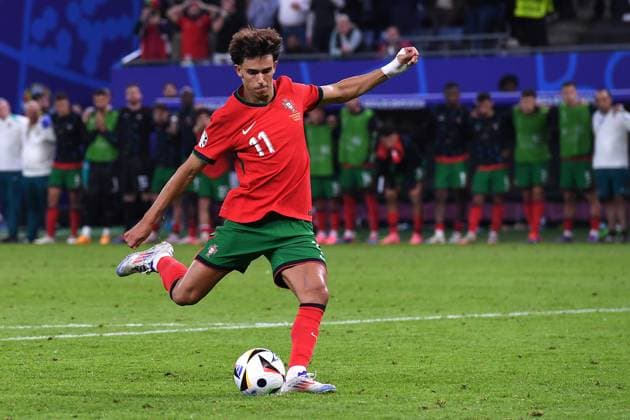 Soccer UEFA EURO 2024 Quarterfinal Portugal France on 05 07 2024 at Volksparkstadion Hamburg in Hamburg Joao Felix Portugal Penalty Shootout xRx