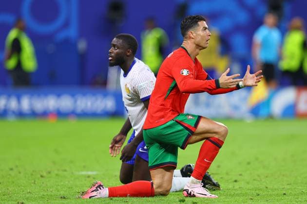2024.07.05 Hamburg Pilka nozna Reprezentacja Mistrzostwa Europy EURO 2024 Niemcy Portugalia - Francja N z Cristiano Ronaldo Foto Pawel Andrachiewicz PressFocus 2024.07.05 Hamburg Football European Championships 2024 EURO 2024 Germany Portugal - France Cristiano Ronaldo Credit: Pawel Andrachiewicz PressFocus NEWSPIX.PL --- Newspix.pl  20240705_xPF_PA104