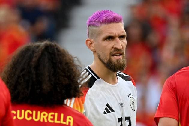05 07 2024, xjrdrx, Football EM 2024 1 4 Final, Germany Spain emspor, v l Robert Andrich Deutsche Fussball Nationalmannschaft DFB DFL DFB REGULATIONS PROHIBIT ANY USE OF PHOTOGRAPHS as IMAGE SEQUENCES and or QUASI VIDEO Stuttgart