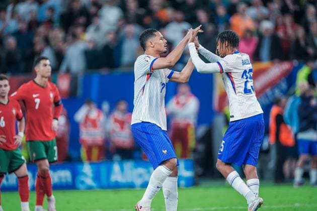 EURO 2024 - Quarter-Finals: Portugal vs. France France celebrate Bradley Barcola scoring from the penalty spot during the EURO 2024 Quarter-Final match between Portugal and France on 05 July 2024, at Volksparkstadion, in Hamburg, Germany Hamburg Volksparkstadion Germany Copyright: xAlexandraxFechetex DSC08227