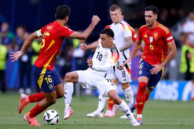 MUSIALA Jamal Team Germany with RODRI UEFA Football EURO 2024 in Germany Quarterfinals Spain Germany 2 1 on 05 07 2024 in Stuttgart DFL REGULATIONS PROHIBIT ANY USE OF PHOTOGRAPHS as IMAGE SEQUENCES and or QUASI VIDEO Copyright: xLacixPerenyix