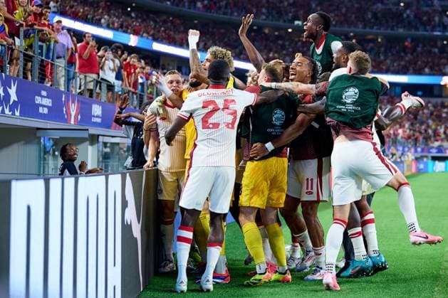 RECORD DATE NOT STATED Copa America USA 2024 Venezuela vs Canada - Quarter-final Players of Canada celebrates during the CONMEBOL Copa America 2024 Quarter-final match between Venezuela and Canada, at AT-T Stadium, on July 05, 2024 in Arlington, Texas, United States. ARLINGTON TEXAS UNITED STATES  Copyright: xJosexLuisxMelgarejox 20240705222358_CA_QF_2024_VEN_CAN_CANADA330