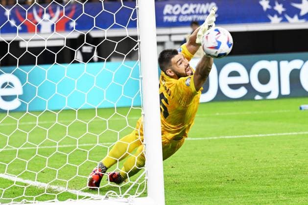 RECORD DATE NOT STATED Copa America USA 2024 Venezuela vs Canada - Quarter-final Maxime Crepeau of Canada during the CONMEBOL Copa America 2024 Quarter-final match between Venezuela and Canada, at AT-T Stadium, on July 05, 2024 in Arlington, Texas, United States. ARLINGTON TEXAS UNITED STATES  Copyright: xDavidxLeahx 20240705223537_CA_QF_2024_VEN_CAN_CREPERI353
