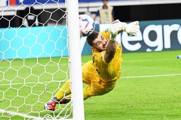 RECORD DATE NOT STATED Copa America USA 2024 Venezuela vs Canada - Quarter-final Maxime Crepeau of Canada during the CONMEBOL Copa America 2024 Quarter-final match between Venezuela and Canada, at AT-T Stadium, on July 05, 2024 in Arlington, Texas, United States. ARLINGTON TEXAS UNITED STATES  Copyright: xDavidxLeahx 20240705223531_CA_QF_2024_VEN_CAN_CREPEAU363