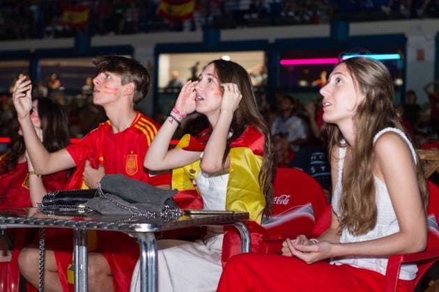 (240706) -- MADRID, July 6, 2024 -- Fans of Spain react as they watch a live broadcast of the UEFA EURO, EM, Europameisterschaft,Fussball 2024 quarter-final match between Spain and Germany at the Ice Palace in Madrid, Spain on July 5, 2024. (Photo by Xinhua) (SP)SPAIN-MADRID-FOOTBALL-EURO 2024-SPAIN VS GERMANY-FANS GustavoxValiente 