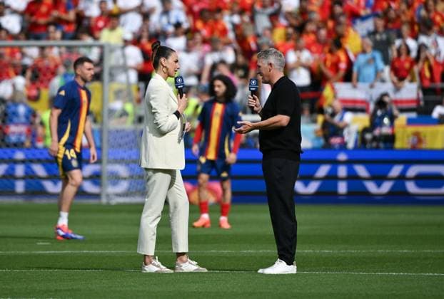 ARD Sportschau presenter Esther Sedlaczek with expert Bastian Schweinsteiger 05 07 2024, European Football Championship 2024, Euro 2024, quarter-final Spain Germany 2 1 n V Stuttgart MHP Arena Germany Team2
