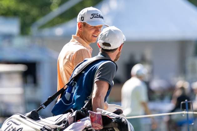 Jeremy Paul talks to his caddy, BMW International Open 2024, Golf, 06 07 2024 Munich Bavaria Germany Copyright: xkolbert-press UlrichxGamelx