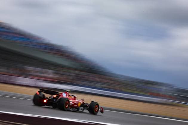 55 SAINZ Carlos (spa), Scuderia Ferrari SF-24, action during the Formula 1 Qatar Airways British Grand Prix 2024, 12th round of the 2024 Formula One World Championship, WM, Weltmeisterschaft from July 5 to 7, 2024 on the Silverstone Circuit, in Silverstone, United Kingdom - F1 - BRITISH GRAND PRIX 2024 DPPI Panoramic  240706_R12_GRAN_BRETAGNA_DP_EA019866