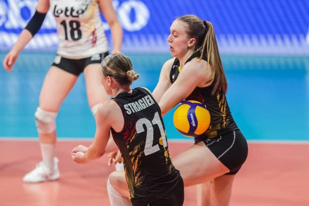 (240706) -- MANILA, July 6, 2024 -- Nel Demeyer (R) of Belgium tries to return the ball during the match between Puerto Rico and Belgium at the FIVB Women s Volleyball Challenger Cup 2024 in Manila, the Philippines, on July 6, 2024. ) (SP)PHILIPPINES-MANILA-VOLLEYBALL-FIVB WOMEN S CHALLENGER CUP 2024-PUERTO RICO VS BELGIUM ROUELLExUMALI 