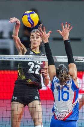 (240706) -- MANILA, July 6, 2024 -- Anna Koulberg (L) of Belgium spikes the ball during the match between Puerto Rico and Belgium at the FIVB Women s Volleyball Challenger Cup 2024 in Manila, the Philippines, on July 6, 2024. ) (SP)PHILIPPINES-MANILA-VOLLEYBALL-FIVB WOMEN S CHALLENGER CUP 2024-PUERTO RICO VS BELGIUM ROUELLExUMALI 