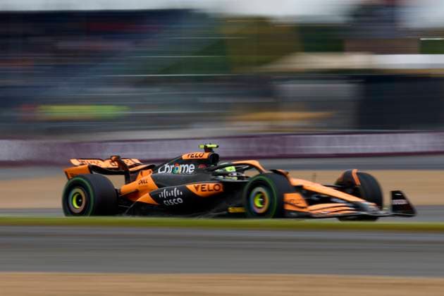 F1 Grand Prix of Great Britain - Qualifying Lando Norris of Great Britain driving the (4) McLaren Formula 1 Team MCL38 Mercedes on track during Qualifying ahead of the F1 Grand Prix of Great Britain at Silverstone Circuit on July 6, 2024, in Northampton, England. Northampton Silverstone Circuit Northampton England RL_GPF1GB24_00792 Copyright: xRicardoxLarreinax