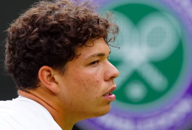 Ben Shelton during his third round match Wimbledon Tennis Championships, Day 6, The All England Lawn Tennis and Croquet Club, London, UK - 06 Jul 2024  Copyright: xJavierxGarcia Shutterstockx 14574535m